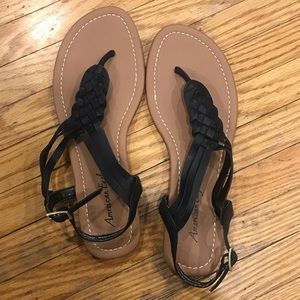 Free with bundle :) size 6.5